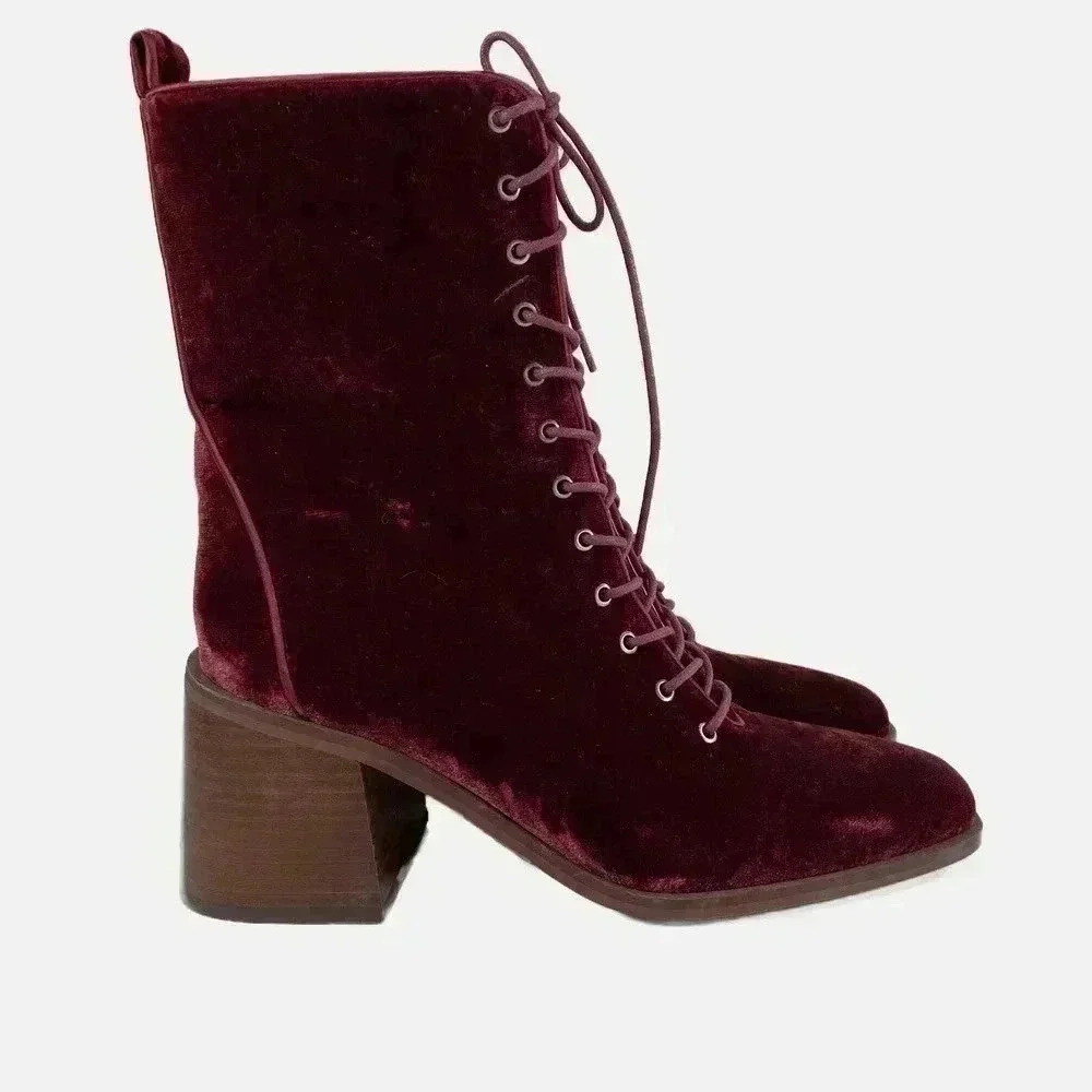 Sam Edelman Westie Brick Velvet 7.5 Chunky Heel Squared Toe Lace Up Boots